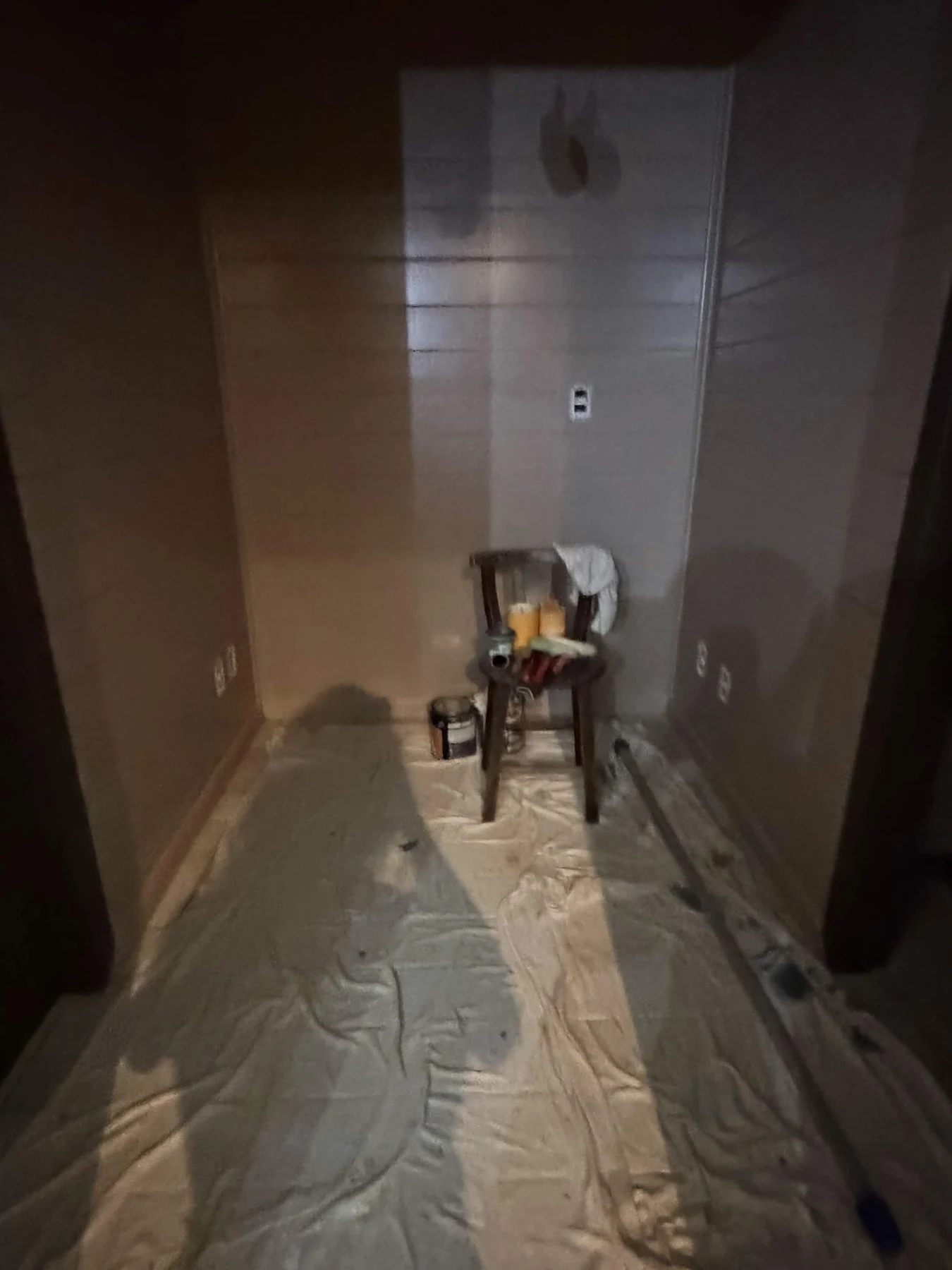 Entry hall before the transformation