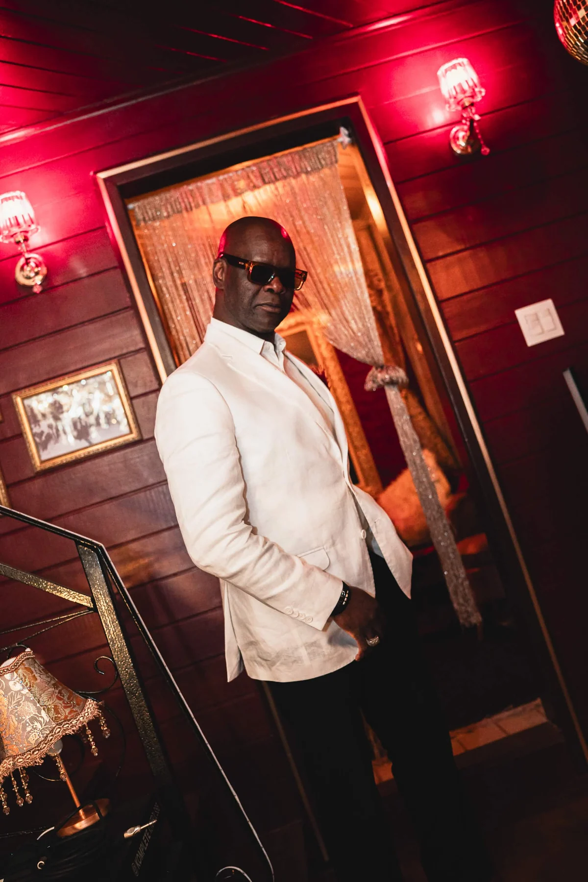 Guest inside Cabaret Le Luxe